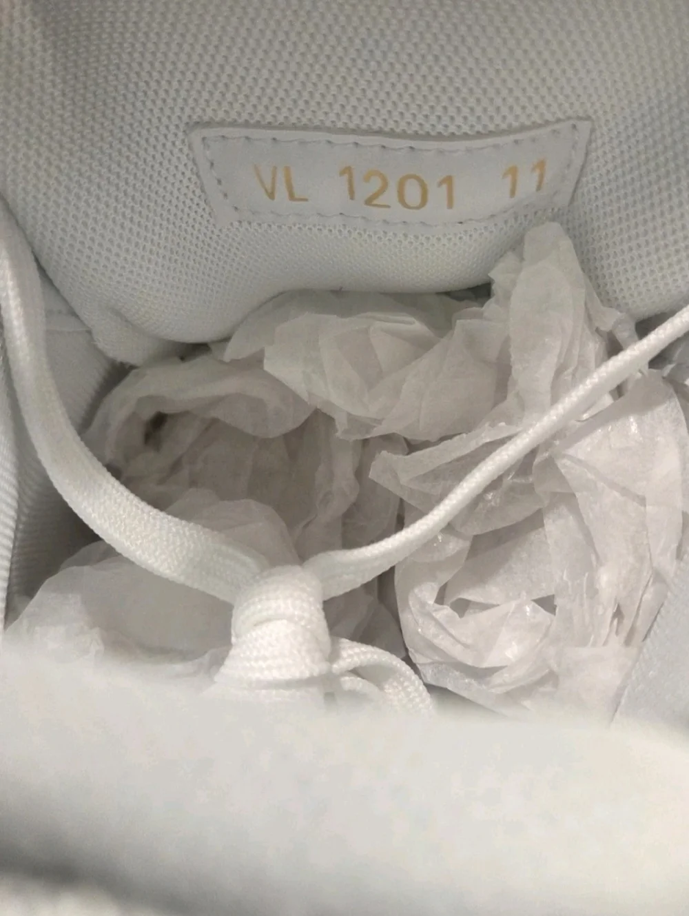 Louis Vuitton LV Trainer White / Denim EU 44 US Mens 11 - Picture 8 of 10